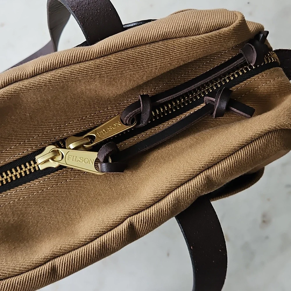 Filson Rugged Twill Zipper Tote Bag - Picture 4 of 14